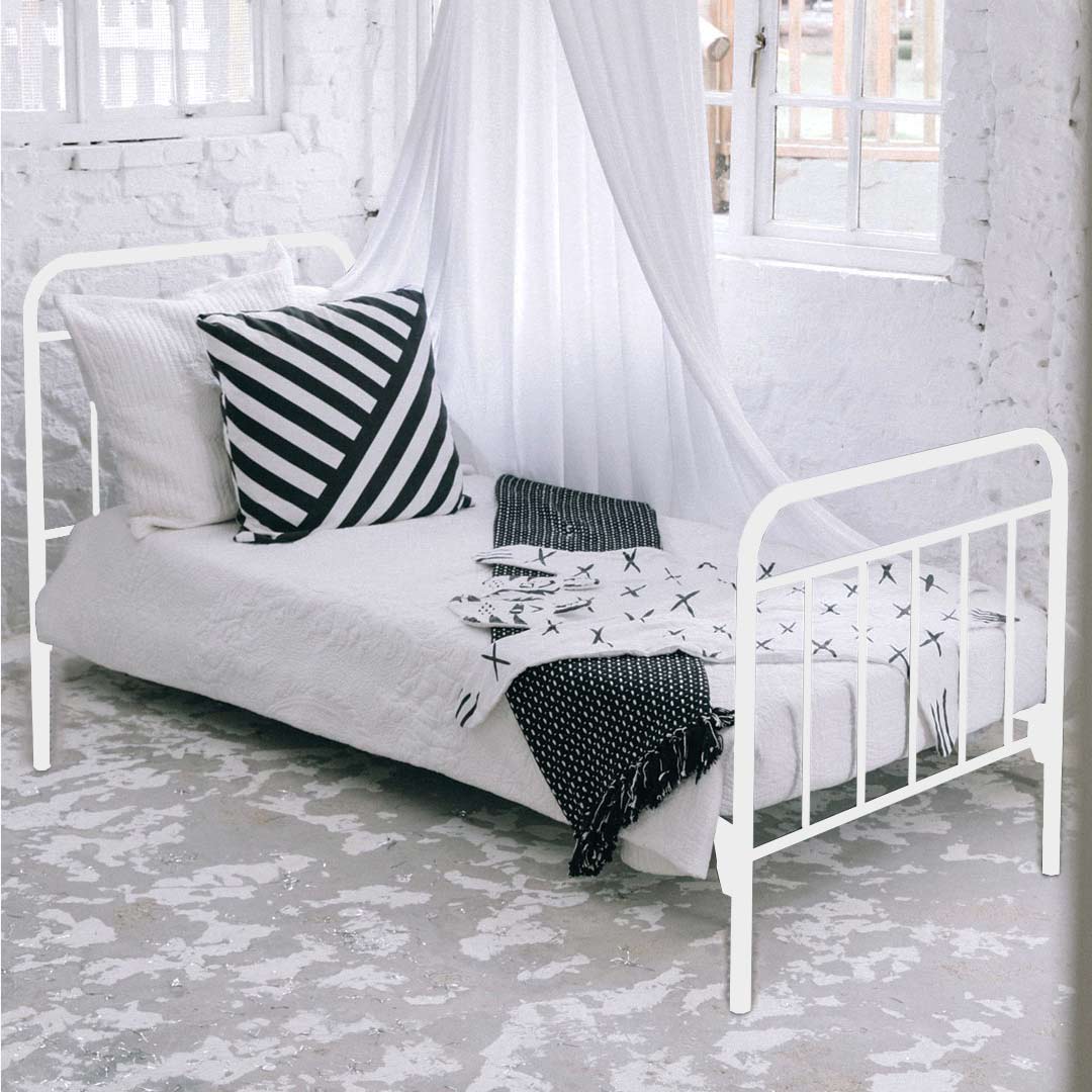 Xen Metal Bed - White