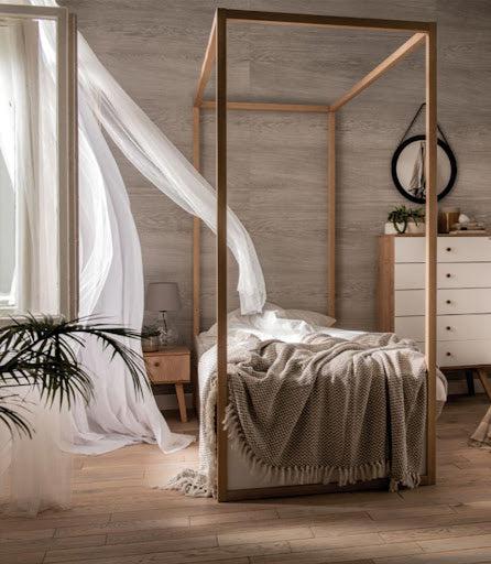 4You Canopy Bed