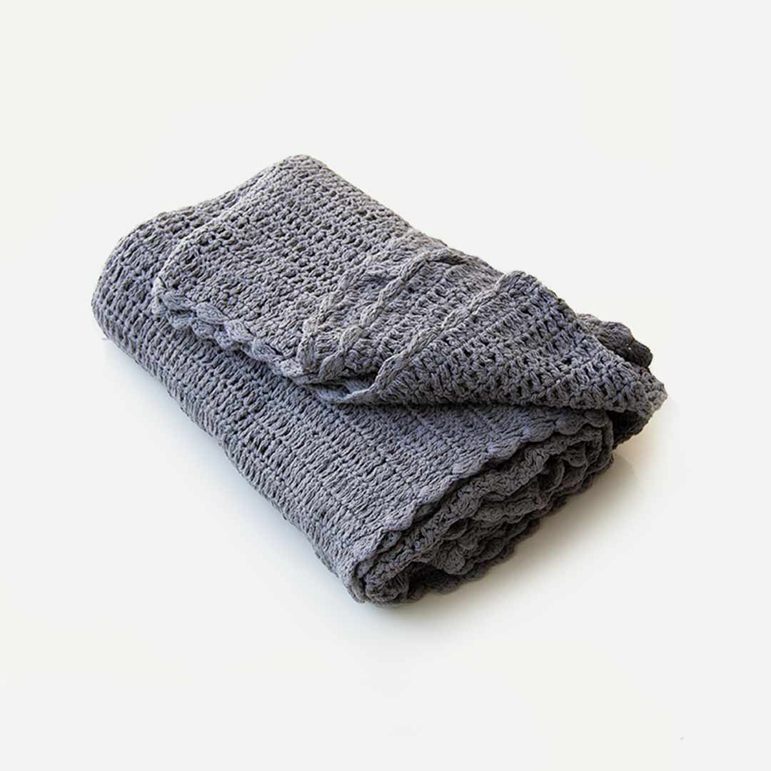 Luna Scallop Blanket - Grey