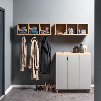 Simple Wall Shelf With Hooks
